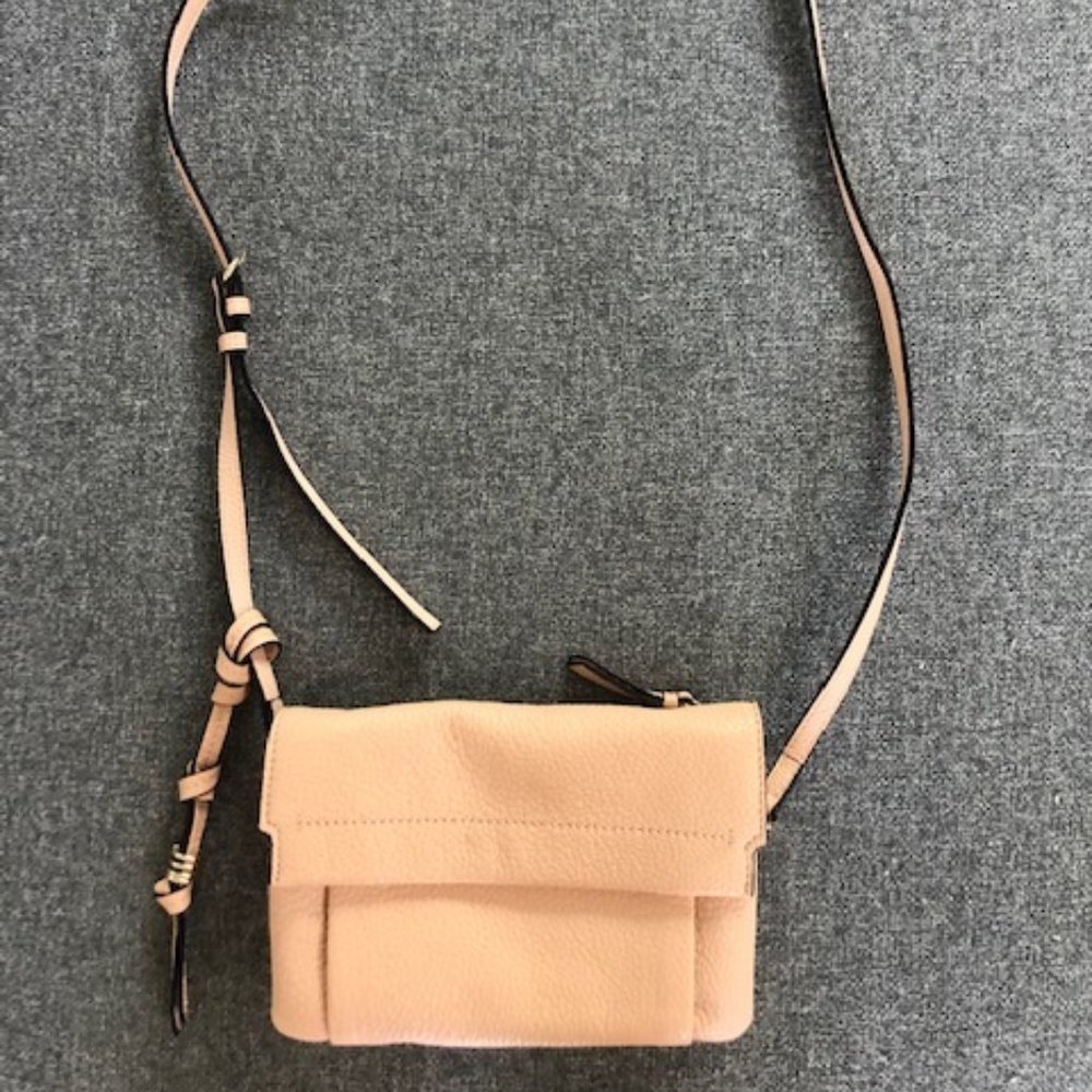 Vince Camuto small handbag
